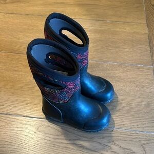 BOG bloom boots